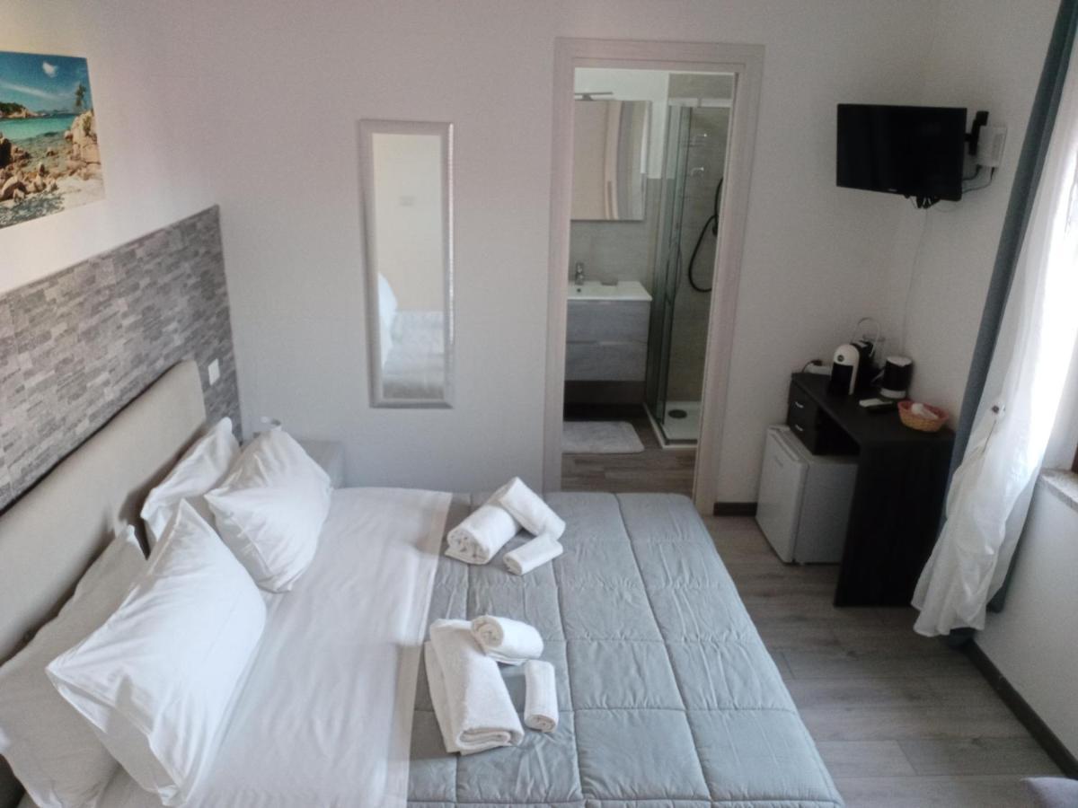 The Sunset Hotel Сан Теодоро Екстериор снимка
